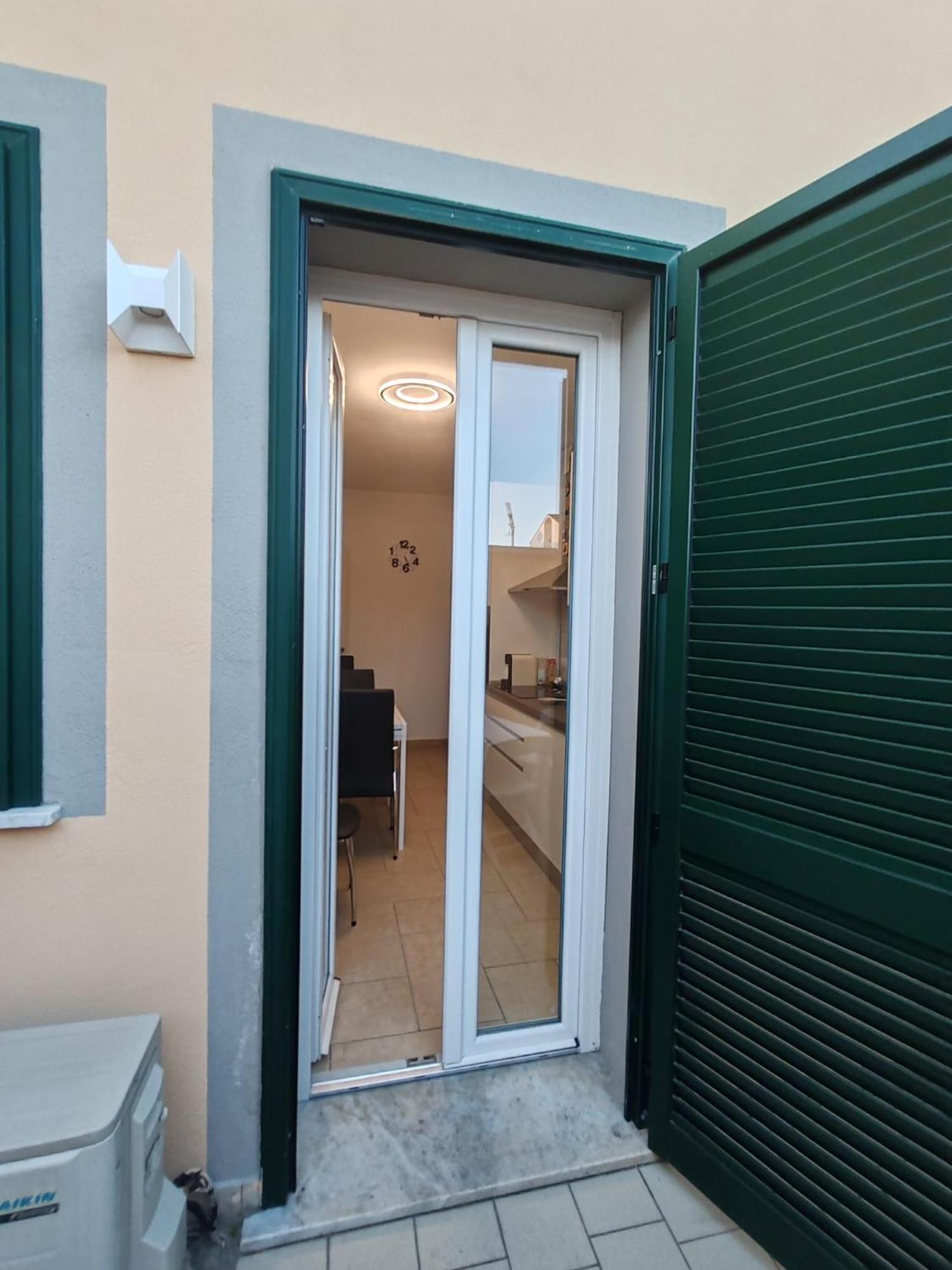 Ondina Apartment In Versilia Viareggio Exterior foto